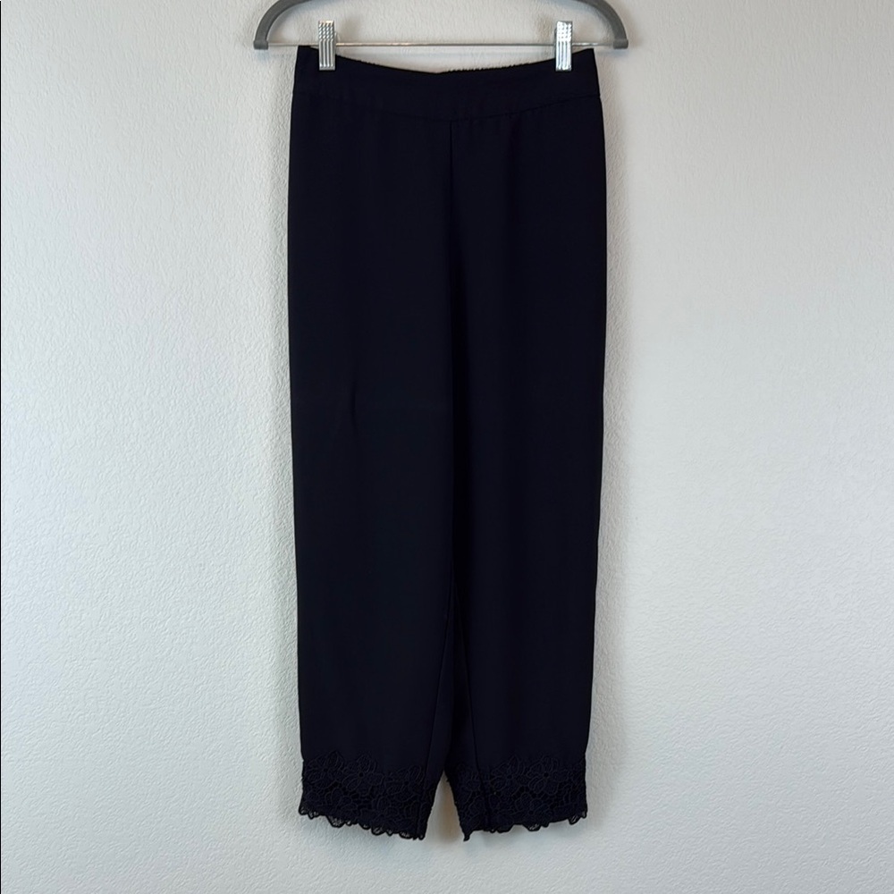 Elle Black Elastic Waist Capri Size Small